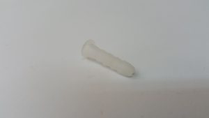 דיבל פלסטי לבן 5 מ"מ באריזה של 200 יח.