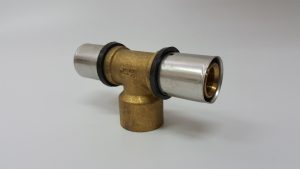 הסתעפות T לחיצה SP הברגה חיצונית 25-3/4