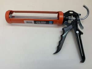 אקדח לשפופרת מרק ואטימה