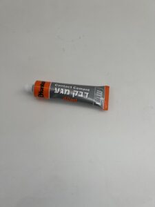 דבק מגע בשפורפרת