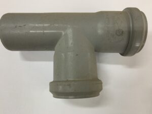 טי .P.V.C 50 מ"מ אפור שקע תקע