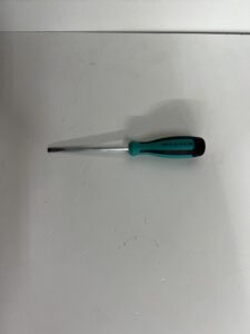 מברג שטוח : 100#5 מ"מ