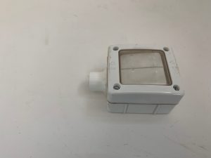 מפסק בקליט עה"ט כפול מוגן מים 10 AMP