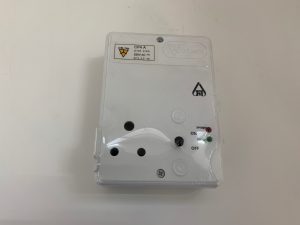 מפסק למזגן עם שקע A16 עם השייה + טוגל