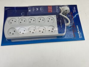 פרוטקשן מגן בפני עליות וירידות של מתח 10-שקעים
