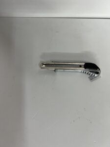 סכין לחיתוך נייר וקרטון יפני ענק