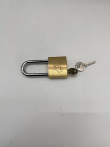 מנעול תליה 50 מ"מ מסטר חשמלאים