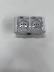 שקע כח קופסא עם 2 בתי תקע מוגן מים