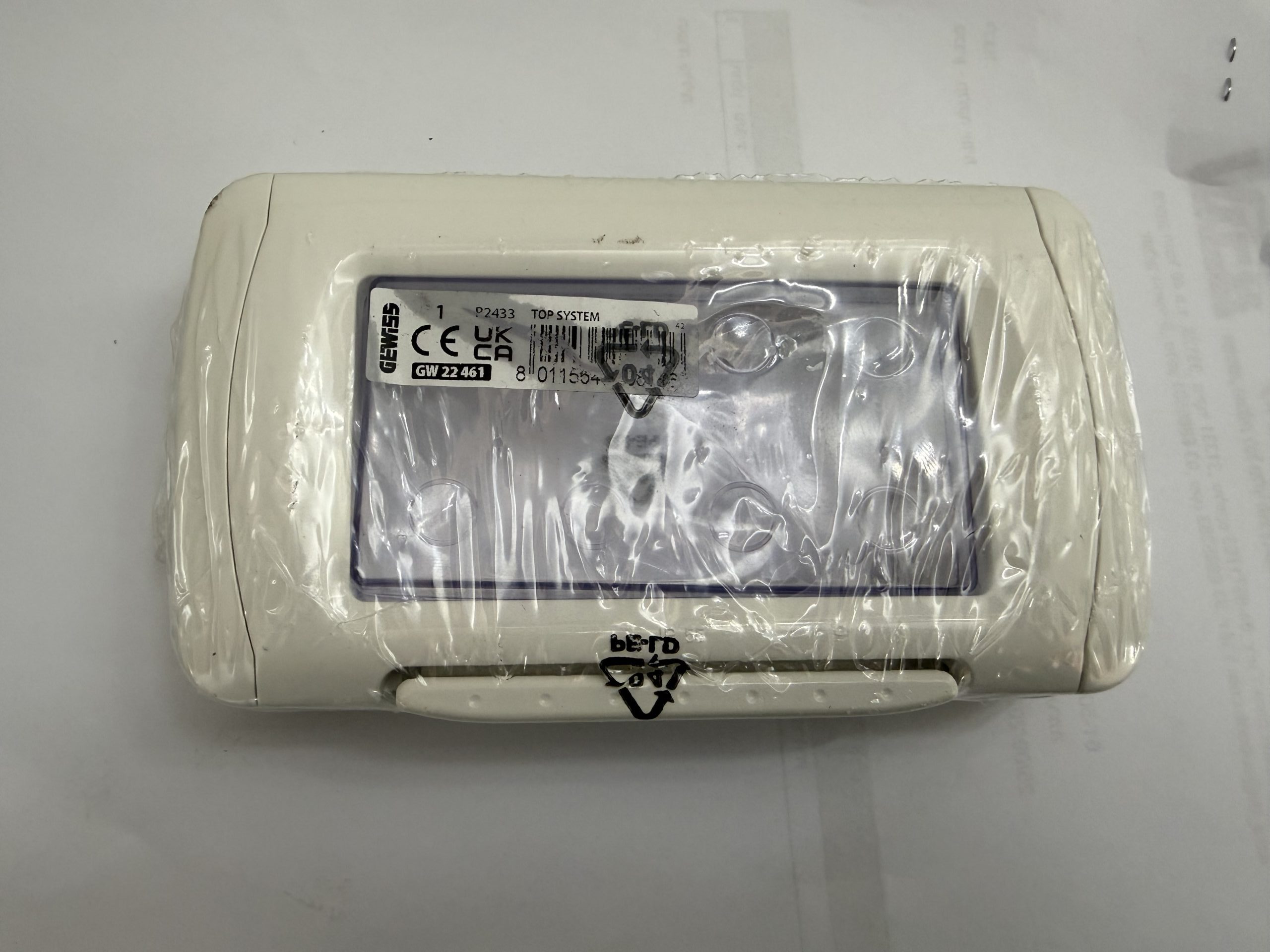 מסגת גויס מוגן מים ל4 מקום- Waterproof frame for 4 places